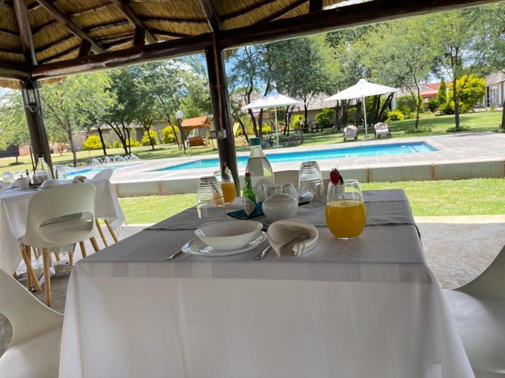 Tshiberry Bed & Breakfast Phokeng Exterior photo