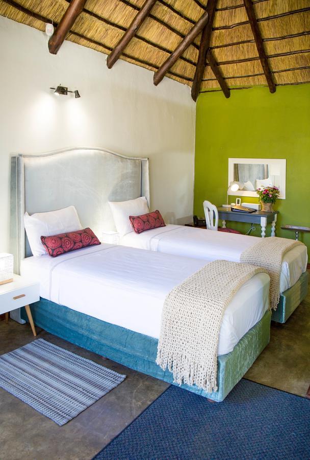 Tshiberry Bed & Breakfast Phokeng Exterior photo